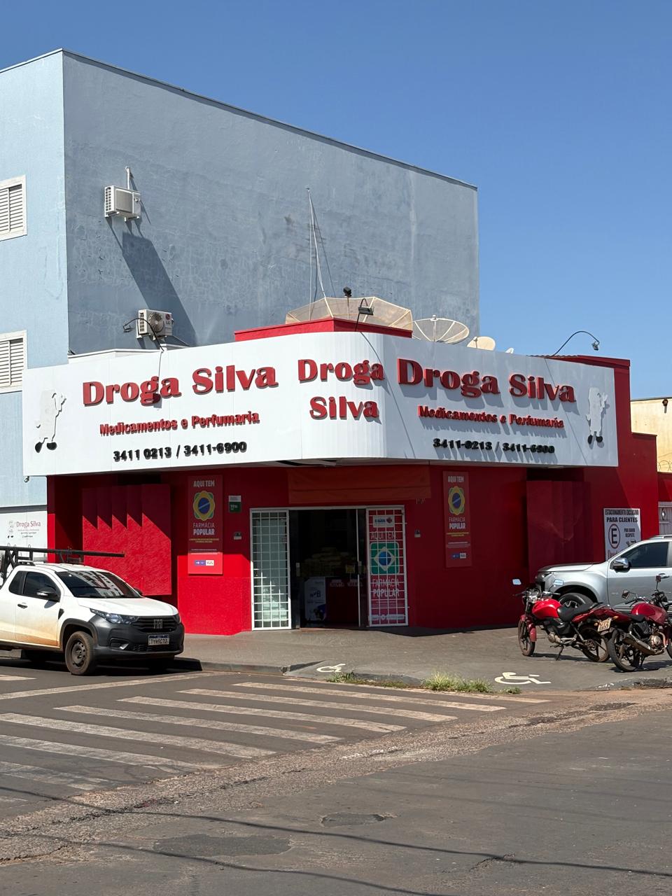 Fachada da Droga Silva em Iturama
